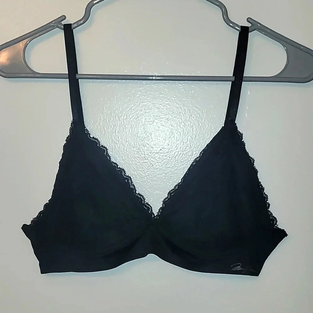 Marilyn Monroe Black Bra size Large new without tags LOT-F